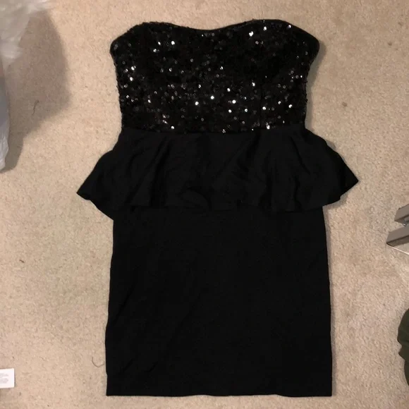 Forever 21 | Dresses | Black Sequin Mini Peplum Dress | Poshmark